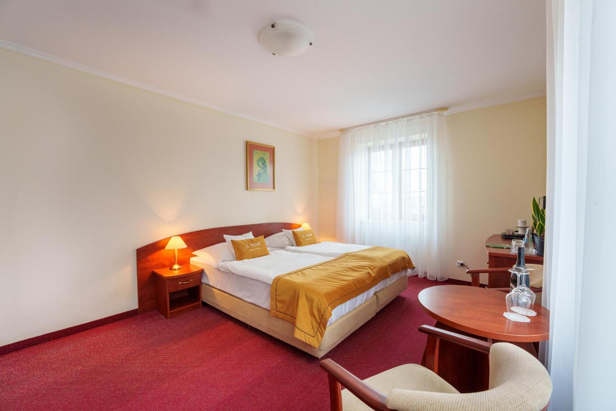 Hotel Le Mont Medical & Spa Swieradow-Zdroj Bagian luar foto