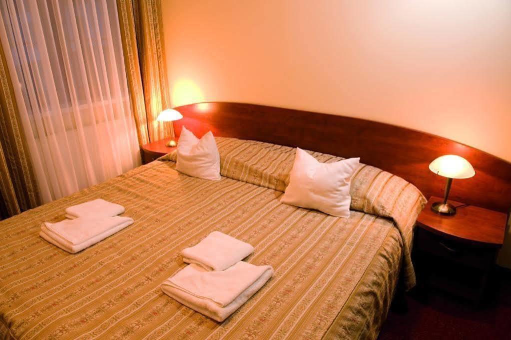 Hotel Le Mont Medical & Spa Swieradow-Zdroj Bagian luar foto