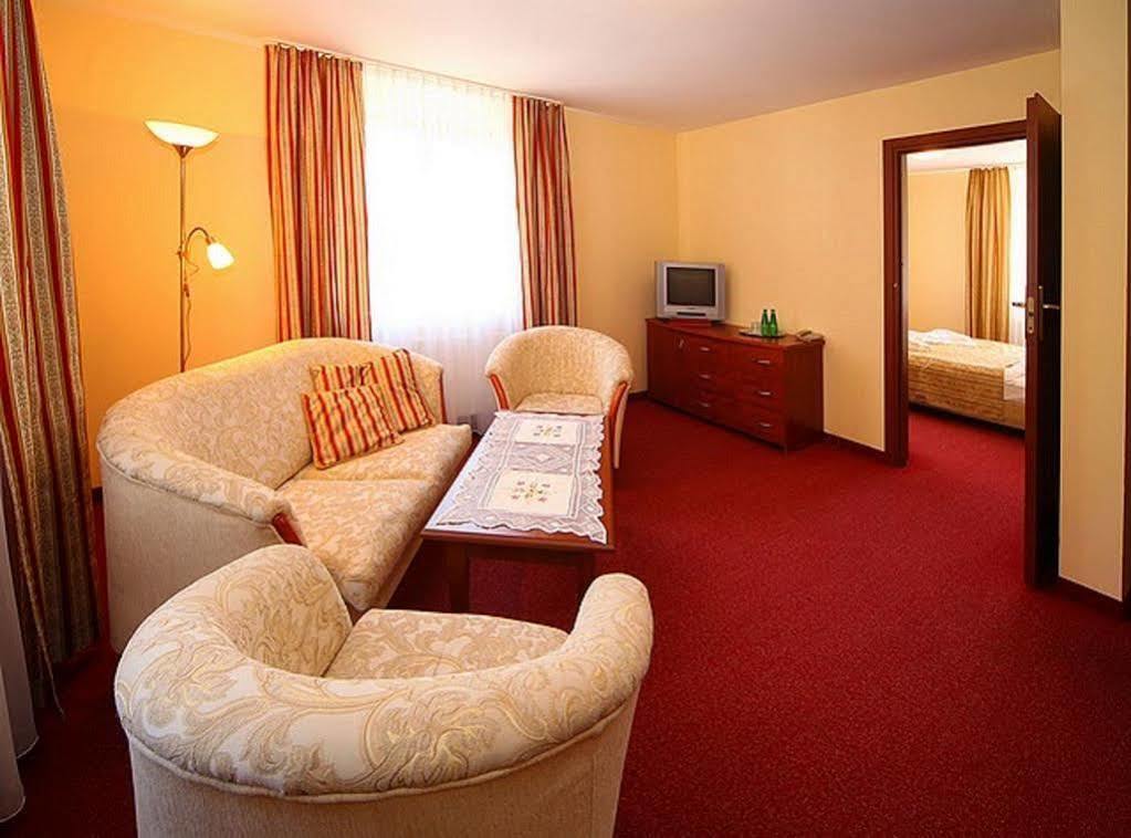 Hotel Le Mont Medical & Spa Swieradow-Zdroj Bagian luar foto